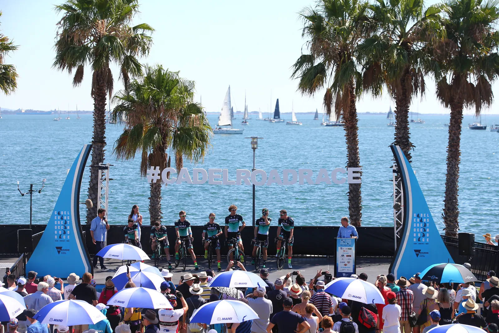 Crowds on the Geelong waterfront at the 2018 Cadel Evans Great Ocean Road Race