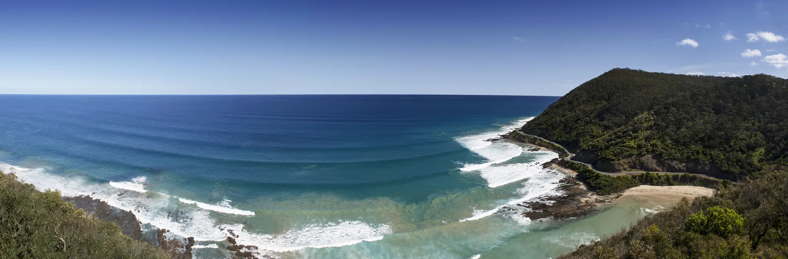 The view along the coast from Teddy's Lookout near Lorne