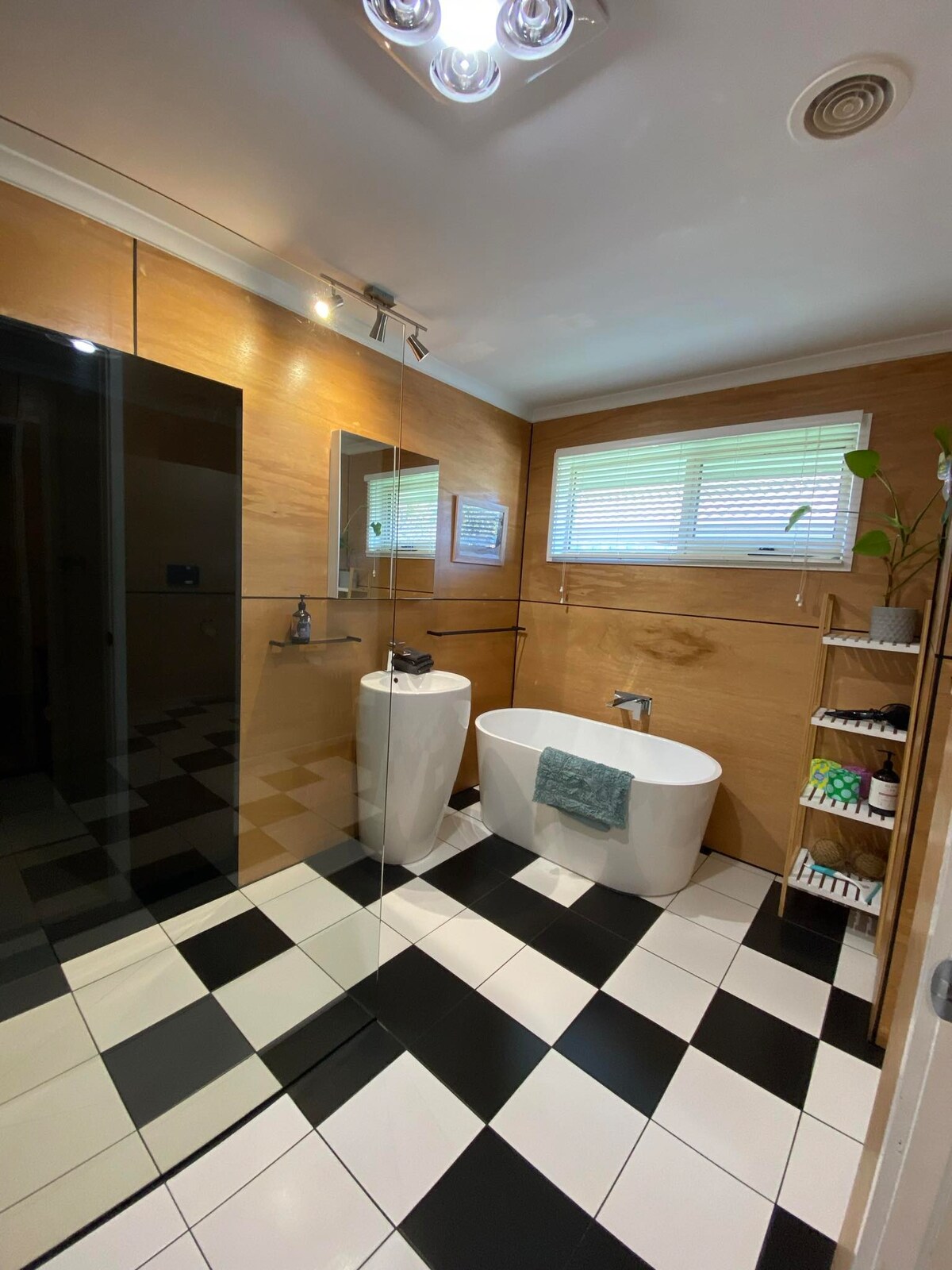 Bathroom — alternate view