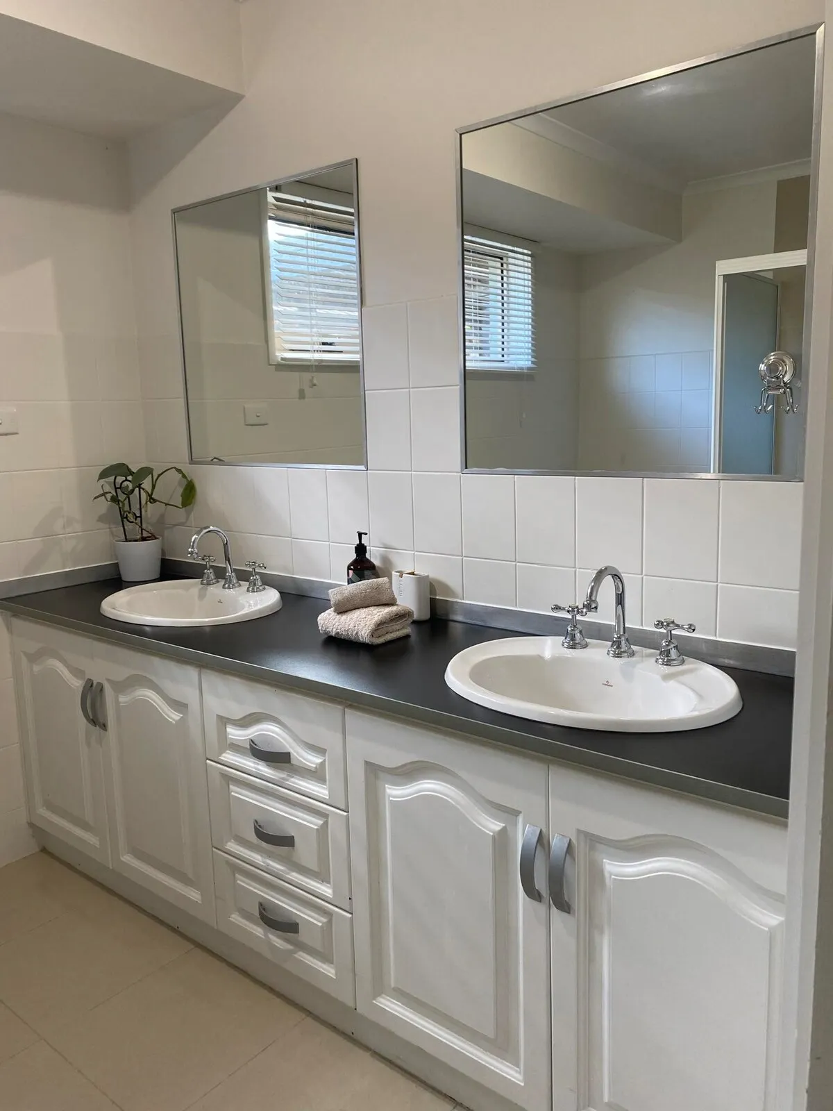 Master Bedroom 2 — alternate view