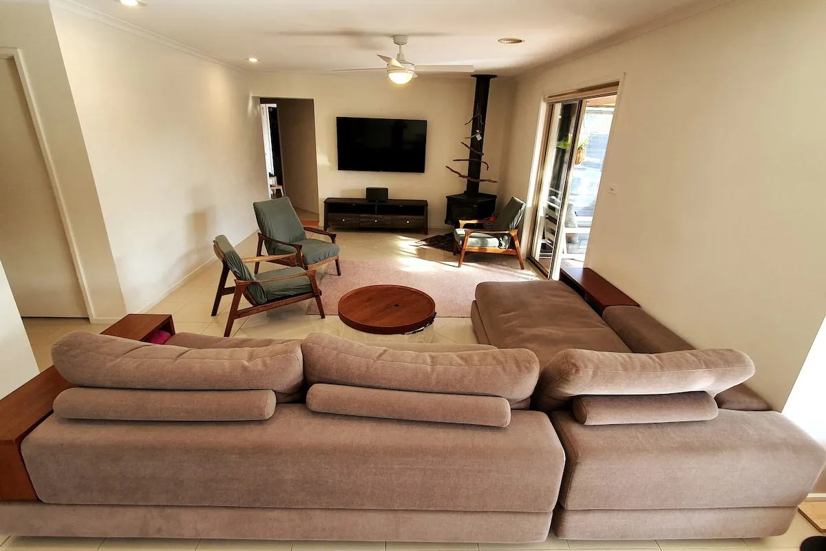 Living room 1 — alternate view